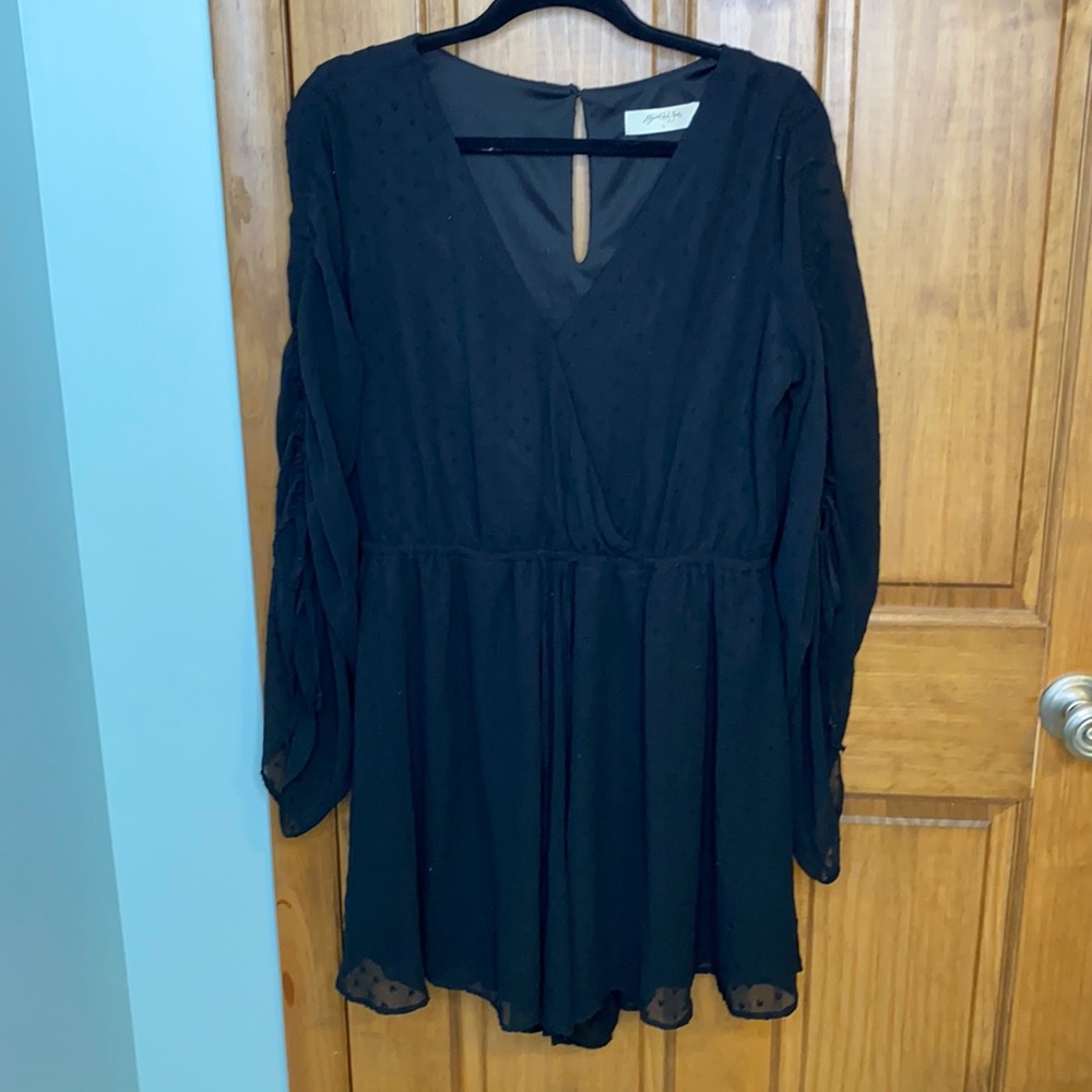 Altar’d State black romper, size X (10-12)